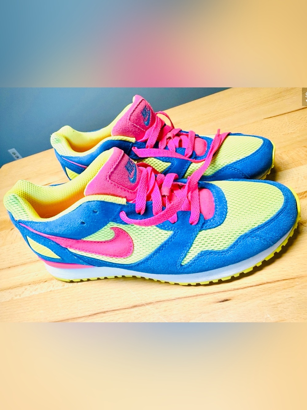 Nike Women’s Retro  Collectible Women’s Nike 9.5 Yellow, Pink, and Blue sneakers